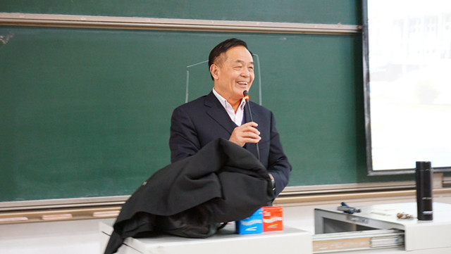 【辅导员说完满】带你走完大学最后一课——大数据学院、信息工程学院开展辅导员说完满活动