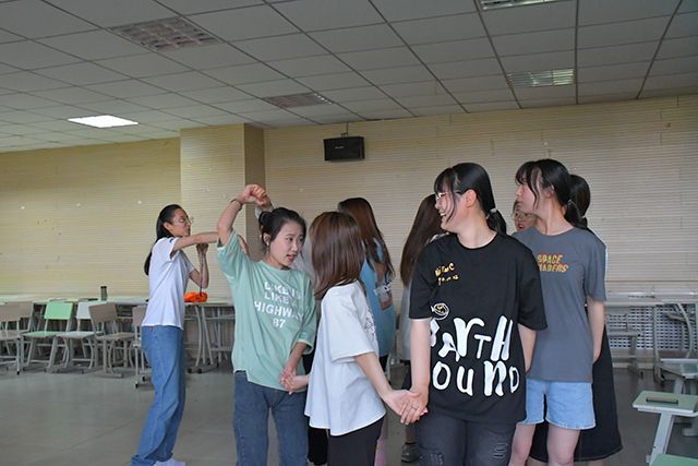 【干部培训】突破自我 熔炼团队——艺术传媒学院“艺路领先”学生干部培训大会