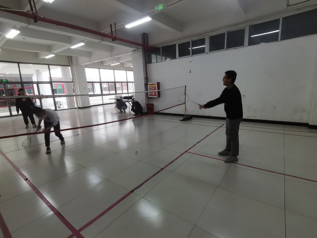 【完满班级】“青春活力 羽你同行”——大数据学院、信息工程学院网工2001班