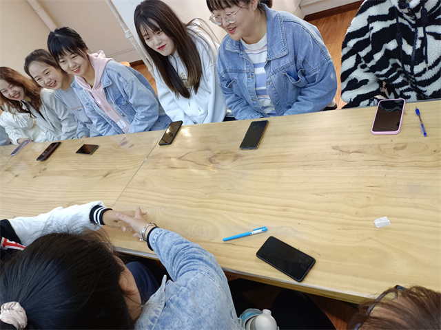 【完满班级】秀我风采 展望未来——淬炼·国际商学院财务2110班完满班级活动