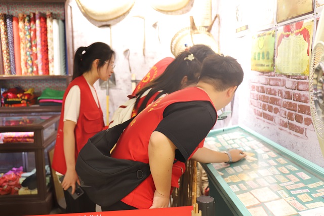 【三下乡】新工科青年带你“云”看鑫炳记——大数据学院、信息工程学院“智·惠农”太谷农高区产业振兴实践团