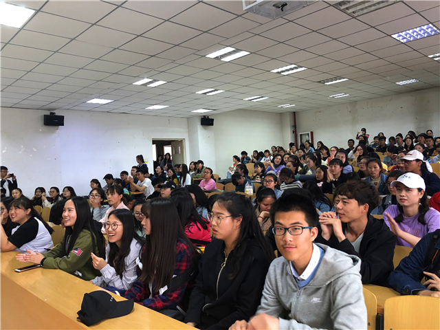 【完满班级】五月的花海 我的少年梦——淬炼商学院四月完满班级主题活动（三十三）