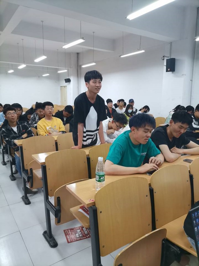 【辅导员说完满】树文明之风气 筑青春正能量——大数据学院、信息工程学院2020级辅导员说完满