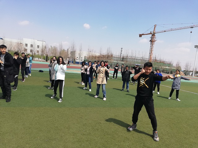 【完满班级】弘扬中华武术精神——数据1801班“学传统武术 品中华精髓”完满班级活动