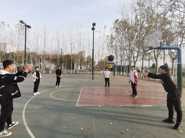 【完满班级】奔腾的跑道 活力的青春——淬炼商学院行管1902班、会计1901班、财务1902班、会计1904班完满班级活动