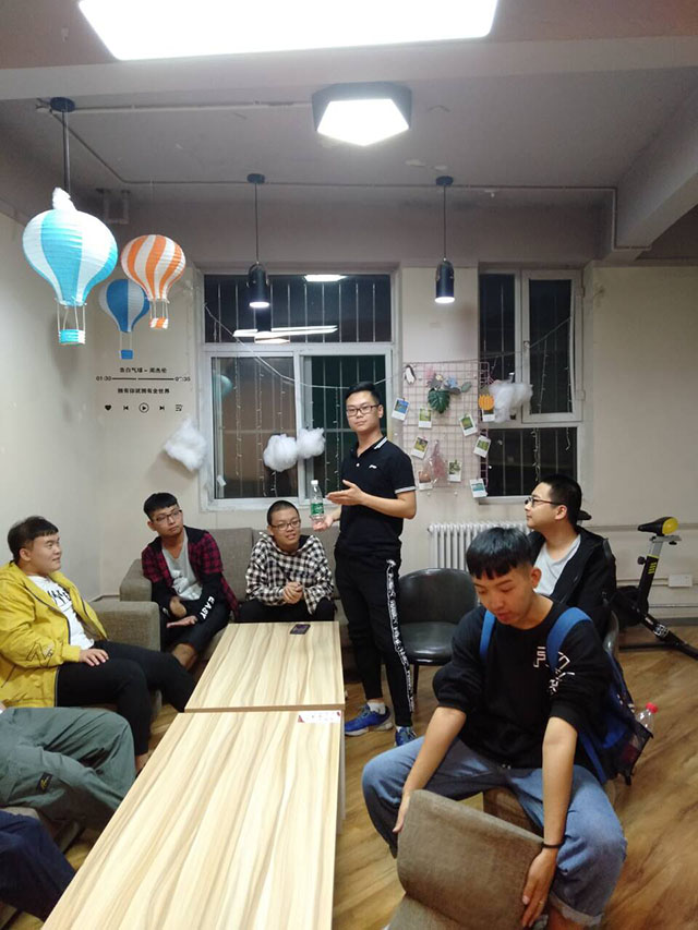 【完满班级】公益同行 为爱呼唤——我是演说家 当我走进公益