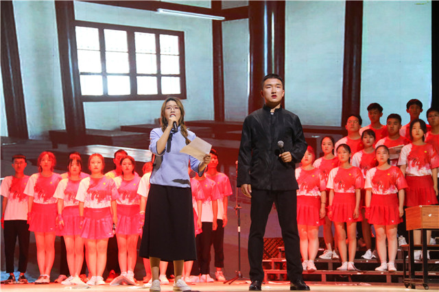 百年风华正茂 青春追梦起航——第七届“青年力量·诵读青春”校园诗歌朗诵大赛圆满结束