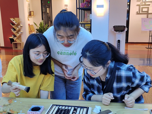 【1+1>2】活字印刷传承脉络 非遗文化深藏内心