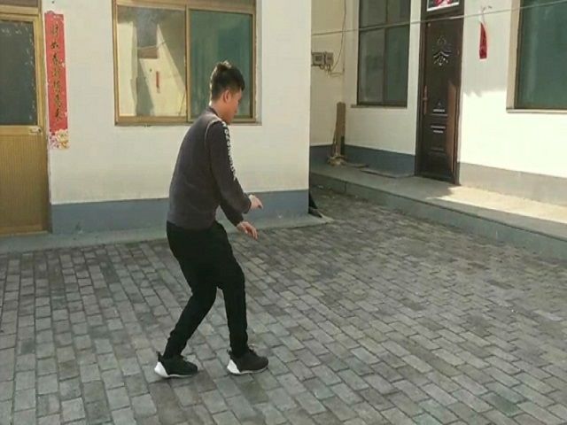 武动青春 德艺双馨——食品与环境学院第九届“冠军杯”武术表演大赛