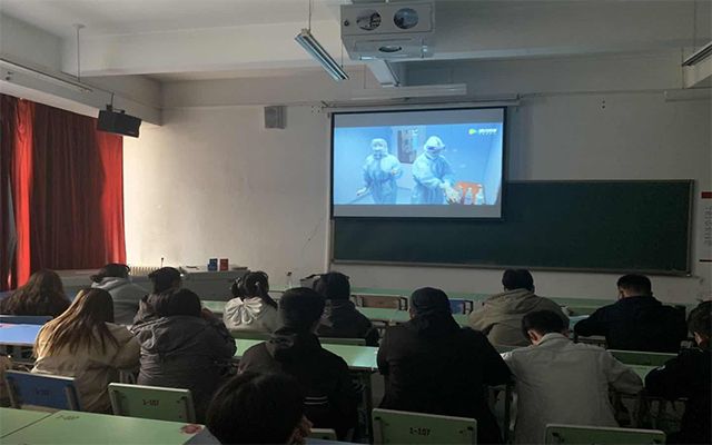 【完满班级】你的样子 就是中国的样子——艺术传媒学院2020级视觉2006班防疫电视剧《在一起》完满活动