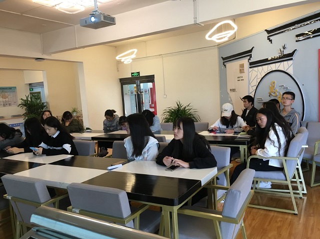 【完满班级】徜徉学海 乘风破浪——食品与环境学院食品1701班学习交流活动