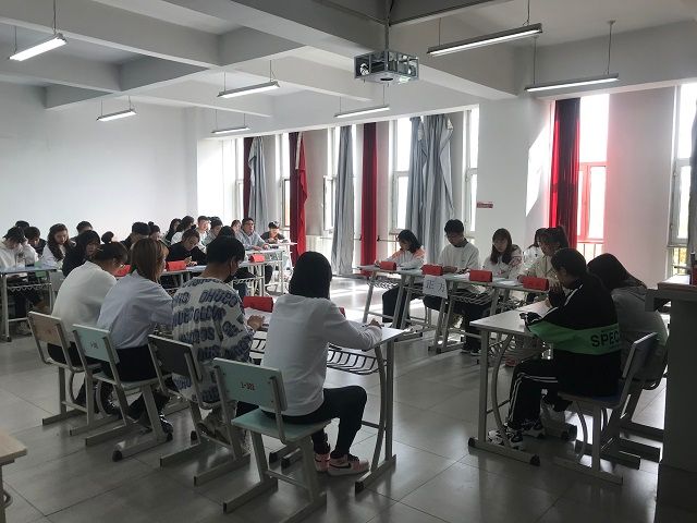 学长计划第791期:群雄舌战展雄风 争锋相对辩天下——“白马非马,唇枪舌战”艺术传媒学院第八届“传媒杯”辩论赛