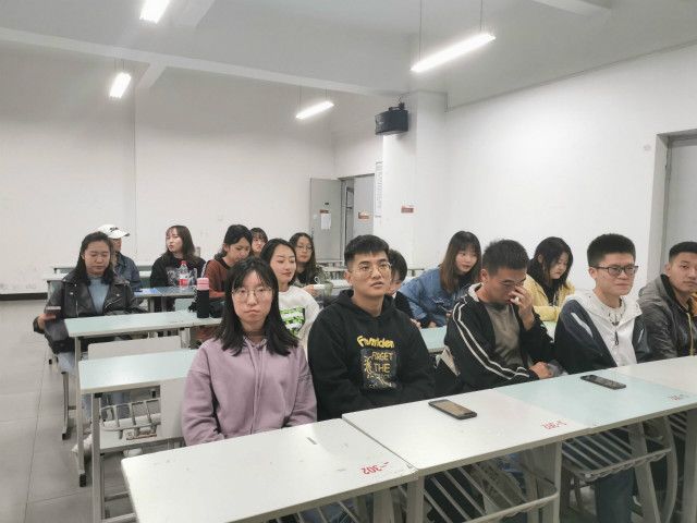 新时代树新风 争做当代新青年——艺术传媒学院视觉1602班举行完满活动