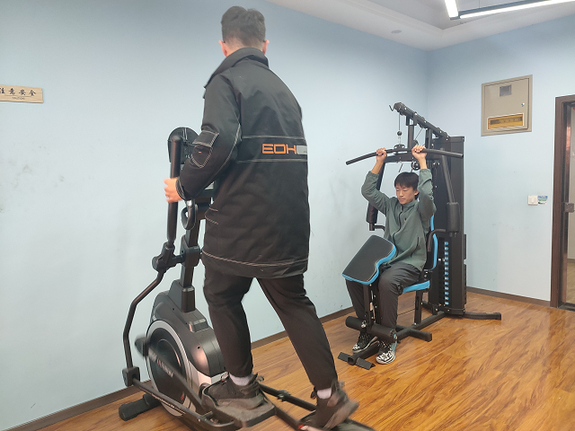 【完满班级】“释放压力 寻找快乐”——远景2001班12月完满班级活动