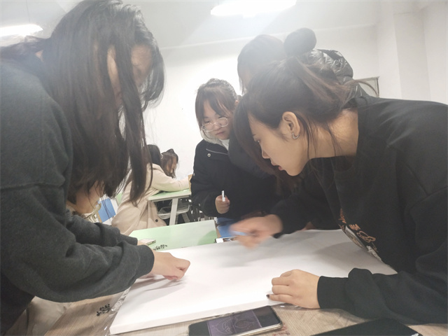 【完满班级】钉子画 钉近你我距离——淬炼•国际商学院会计2103班完满班级活动