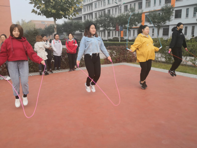 【完满班级】青春无限 所向披靡——外语系10月完满班级活动