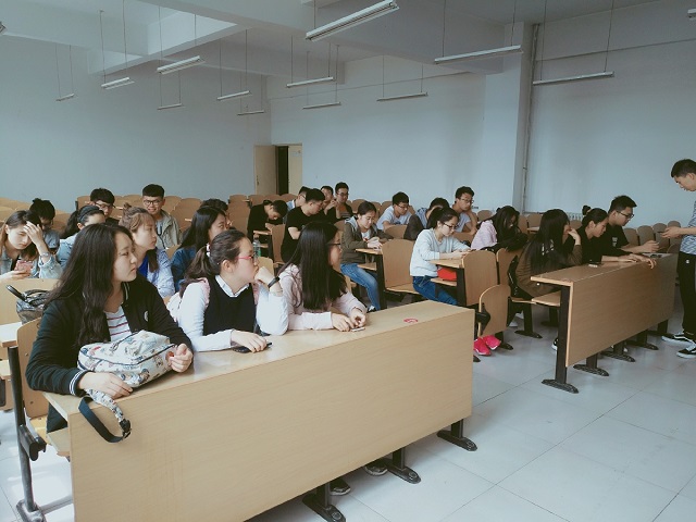 【完满班级】江南江北低鹞齐 线长线短回高低 ——环科系食安1603班举办完满班级活动