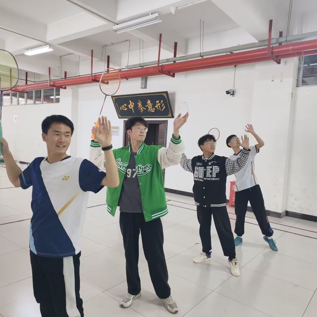 【社团快讯】“羽”乐无极限——“羽球基础教学”完满落幕