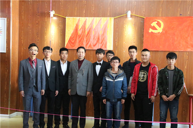 【完满班级】机电工程系完满班级系列活动之创意多米诺