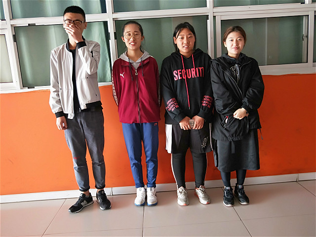 【完满班级】默契配合 与君共乐——经济与管理学院区域1701班举办传声筒比赛