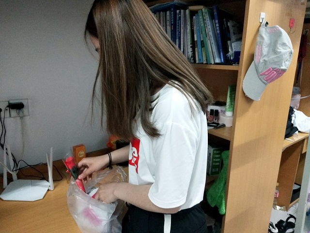 前行第155期:时光慢些 等等芳华褪减的她