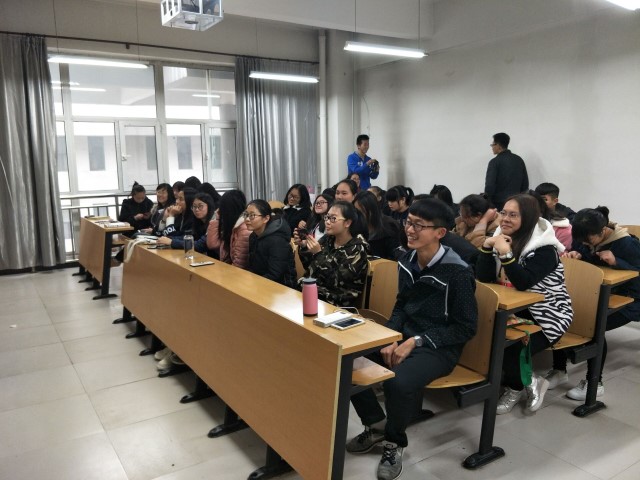 【完满班级】深入学习 谨防网络诈骗——淬炼商学院举办“善”行青春主题活动(十八)