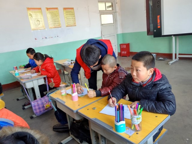 市民课堂第276期:稚语欢声 时间天籁——艺术传媒学院“七彩画室星期三”儿童美育成长关爱行动第101期