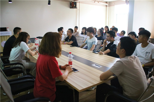 学长计划第533期:前人之路 不惧未来——智能工程学院第72期学长计划之“优秀毕业生交流分享会”