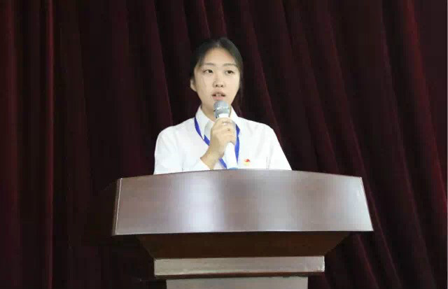 闪光的信院第188期：缤纷百团 遇见才华“超”众的你——陈超