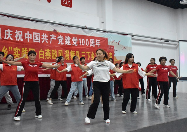 【三下乡】助力乡间技艺 促进匠心传承——食品与环境学院“环临燕乡”乡村振兴实践团三下乡