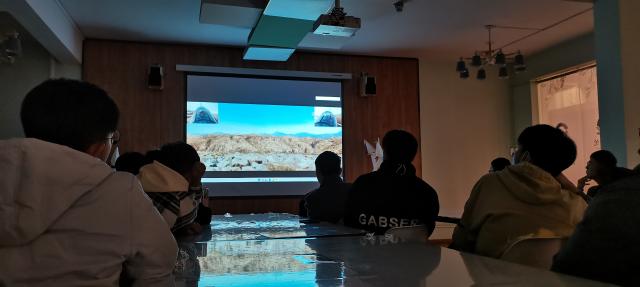 【完满班级】当下来之不易 观影传承过去——大数据学院、信息工程学院数字2211（专升本）完满班级活动