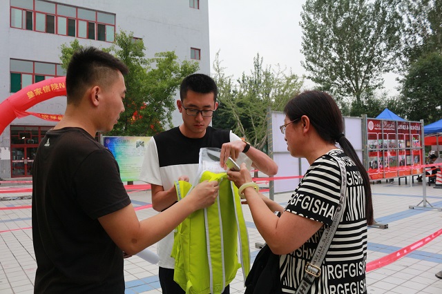 【迎新纪实】负重前行 遇见独立而成熟