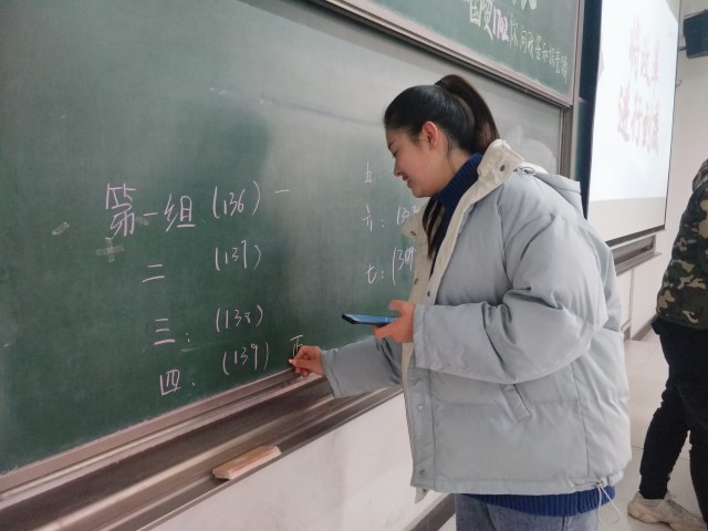 【完满班级】奏响青春之歌 感受多彩完满——经济与管理学院十二月完满班级活动纪实（一）