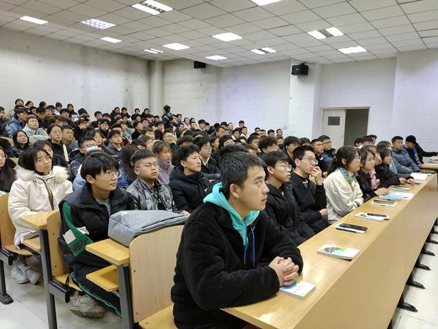 【辅导员说完满】爱我国防 强国有我——智能工程学院21级辅导员说完满