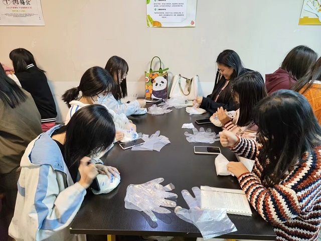 循梦而行 向阳而生——经济与管理学院十月完满团支部活动集锦