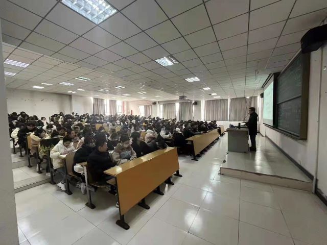 【辅导员说完满】从EDG到EDA新时代大学生的群体肖像——艺术传媒学院环境设计21级、数字媒体艺术2101班辅导员说完满