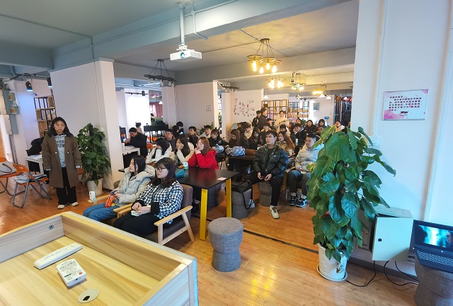 【完满班级】电影留声机——大数据、信息工程学院数字2106班完满班级活动