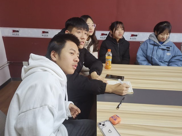 【完满班级】成语接龙咏书香 齐聚一堂冶怡情——食品与环境学院园林2101班完满班级活动