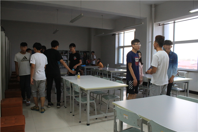 享书中乐趣 得人生经验——淬炼商学院举办“悦读时光 读书分享”交流活动