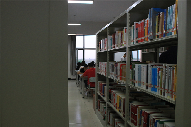 享书中乐趣 得人生经验——淬炼商学院举办“悦读时光 读书分享”交流活动