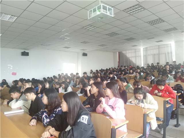 【辅导员说完满】考研VS就业 追随本心还是随波逐流——淬炼商学院“辅导员说完满”专题活动（八）