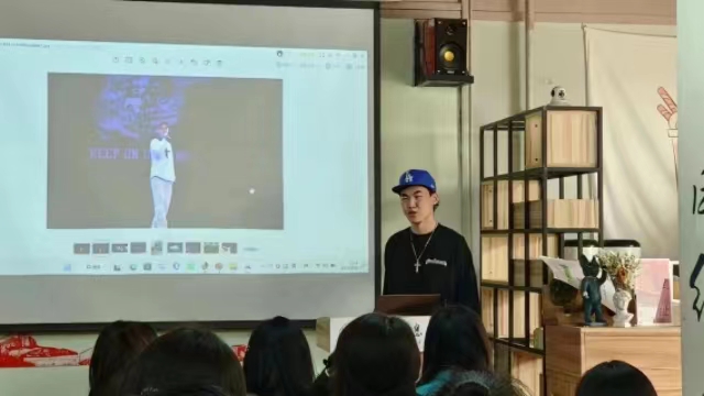 学长计划第1060期:如此热爱 炙热浪漫——商务英语学院第157期学长计划之青春铸魂 风华溢彩聚信院 联韵流光汇社团