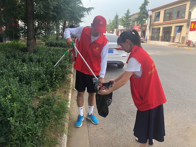 【暑期社会实践】淬炼学子坚守岗位 诠释劳动之美