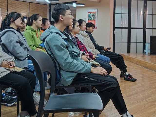 【完满班级】敬畏生命 防护疫情——大数据学院、信息工程学院计科2005班主题班会活动