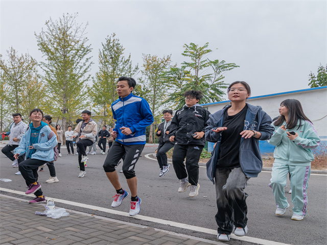 【完满团支部】聚力同行 乐跑青春——远景2204班完满团支部活动