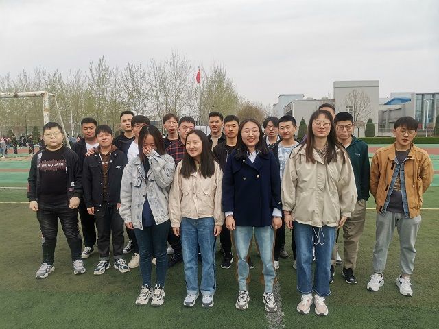 【完满班级】阳光体育大课间 趣味运动展风采——食品与环境学院土管1802班完满班级活动