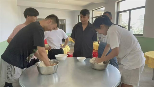 【三下乡】以“乡村”为启 奏响产业振兴曲——汇“侯”研商 淬炼·国际商学院青年益行乡村振兴促进团