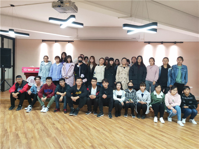 【完满班级】繁星流动 封存同行记忆——淬炼商学院十月完满班级主题活动（二十二）