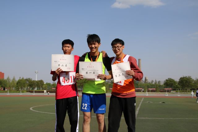 沙场点兵凸显智能风采 斗志昂扬共筑智院体魂——智能工程学院第13届运动会暨军训成果汇演