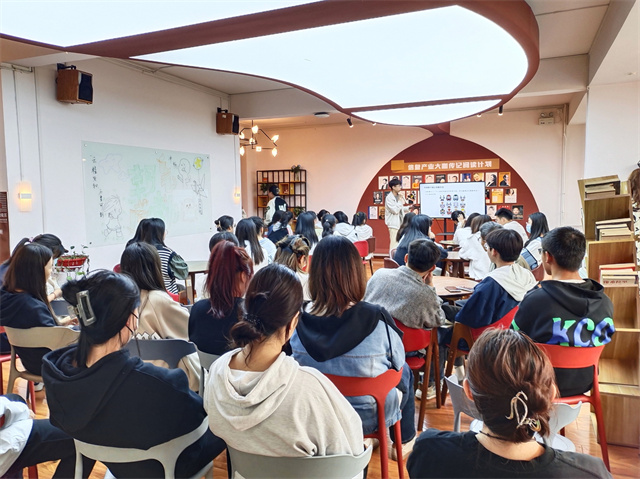 手绘国粹脸谱 传承非遗文化——智能工程学院、三达书院第六届脸谱绘制活动